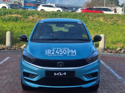 2026 TATA Tiago 1.2 XT