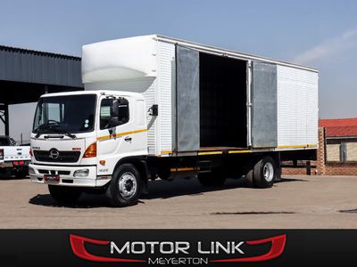 2009 Hino 500 15-258 F/C C/C