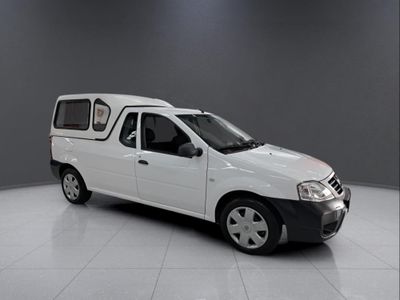 2023 Nissan NP200 1.6 A/C Safety Pack