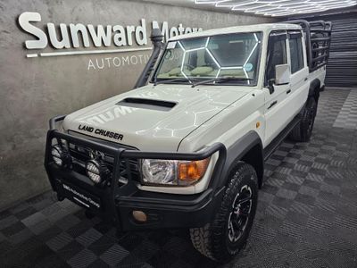 2020 Toyota Land Cruiser 79 4.5 D Double-Cab