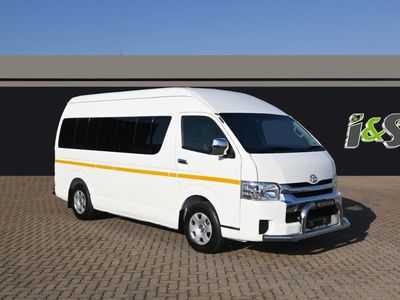 2012 Toyota Quantum 2.7 14-seat