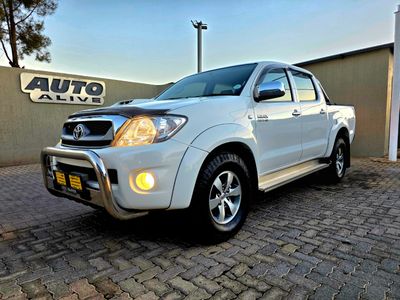 2010 Toyota Hilux 3.0 D-4D Raider Raised Body Double-Cab