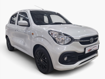 2025 Toyota Vitz 1.0 XR AMT