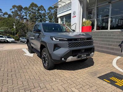 2026 Toyota Hilux 2.8 GD-6 RB Raider X 4x4 Auto Extended Cab