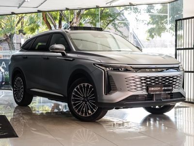 2026 Omoda C9 1.5T AWD Phev