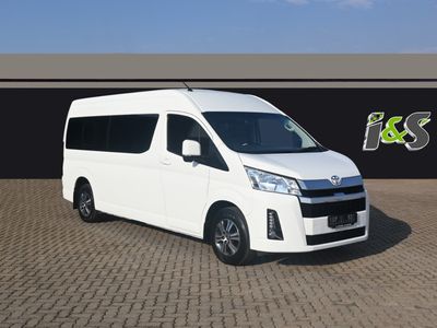 2022 Toyota Quantum 2.8 GL 14 Seat