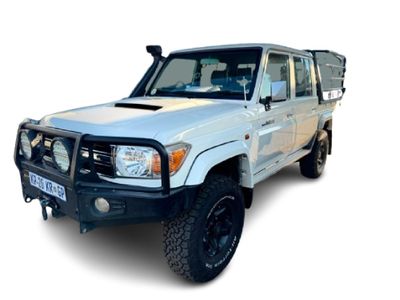 2016 Toyota Land Cruiser 79 4.5 D Double-Cab