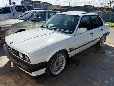 1990 BMW 3 Series 325i - MANUAL - E30 - 4 DOOR