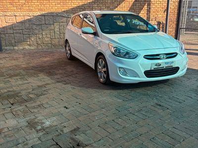 2016 Hyundai Accent 1.6 Fluid 5-dr