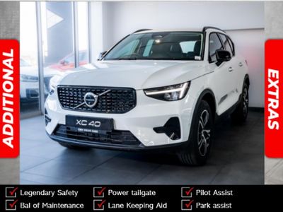 2026 Volvo XC40 B4 Plus Dark Geartronic Mild-Hybrid