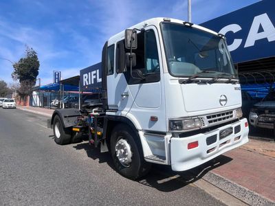 2022 Hino 200 Hino profia 45-350
