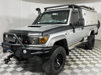 2014 Toyota Land Cruiser 79 4.5 D Single-Cab