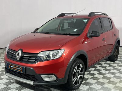 2019 Renault Sandero 900T Stepway Plus | Techroad