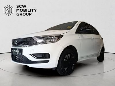 2026 TATA Tiago 1.2 XT Auto