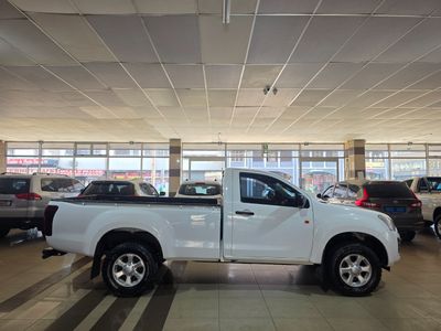 2022 Isuzu D-Max 250C Fleetside Single-Cab