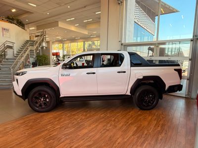2026 Toyota Hilux 2.8 GD-6 RB Legend 4x4 Auto Double-Cab (Mhev)