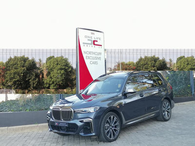 2021 BMW X7 M50i