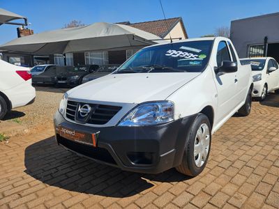2017 Nissan NP200 1.6 A/C Safety Pack