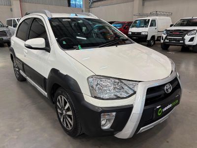 2016 Toyota Etios Cross 1.5 XS 5-dr