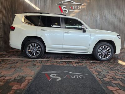 2021 Toyota Land Cruiser 300 V6 3.5 T ZX