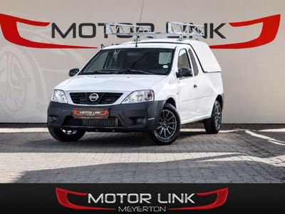 2022 Nissan NP200 1.6 A/C Safety Pack