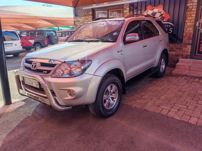 2007 Toyota Fortuner 4.0 V6 Raised Body