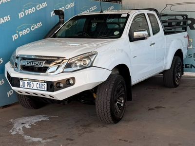 2014 Isuzu KB 300 D-Teq LX 4x4 Extended Cab