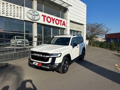 2026 Toyota Land Cruiser 300 V6 3.3D GR-S