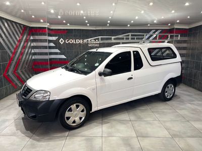 2022 Nissan NP200 1.6 A/C Safety Pack
