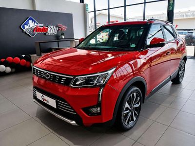 2022 Mahindra XUV 300 1.5D | W8