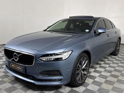 2019 Volvo S90 D4 Momentum Auto