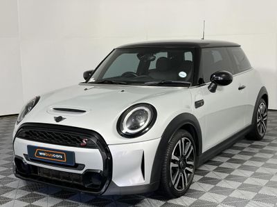 2022 MINI Hatch Cooper S Auto