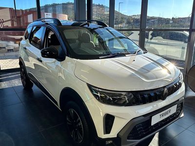 2026 Renault Triber 1.0 Iconic AMT Auto