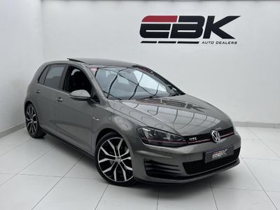 2016 Volkswagen Golf 2.0 FSI Sportline