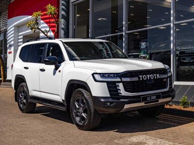 2026 Toyota Land Cruiser 300 V6 3.3D GR-S