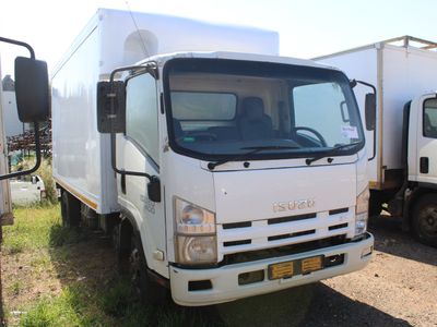 2015 Isuzu NPR NPR 400 Automatic Box Truck