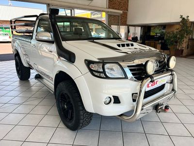 2015 Toyota Hilux 3.0 D-4D Legend 45 Raised Body Single-Cab