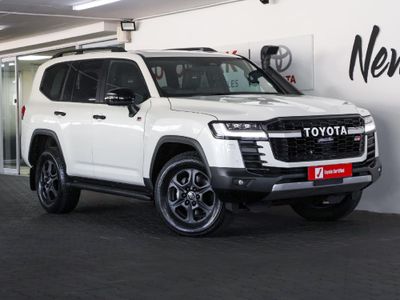 2025 Toyota Land Cruiser 300 V6 3.3D GR-S