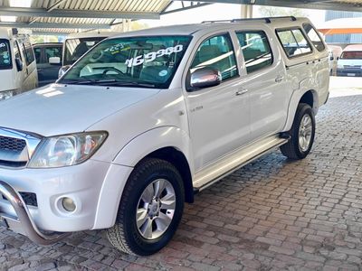 2010 Toyota Hilux 2.7 VVTi Raider Raised Body Double-Cab