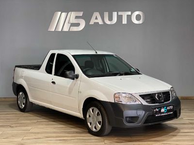 2023 Nissan NP200 1.6 A/C Safety Pack