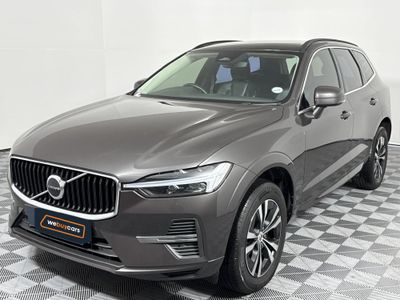 2022 Volvo XC60 B5 Momentum Geartronic