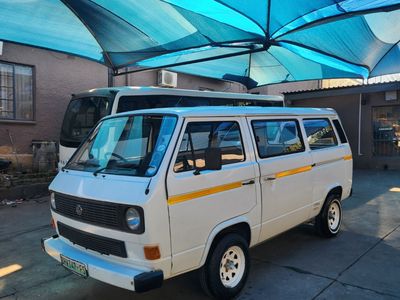 1986 Volkswagen Kombi 2.1L Manual