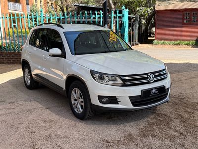 2015 Volkswagen Tiguan 2.0 TDI Bluemotion Trend - Fun