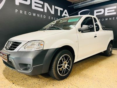 2023 Nissan NP200 1.6 A/C Safety Pack