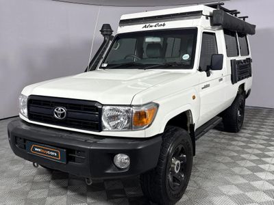 2022 Toyota Land Cruiser 78 4.2 D Station Wagon