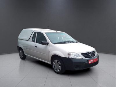 2022 Nissan NP200 1.6 A/C Safety Pack