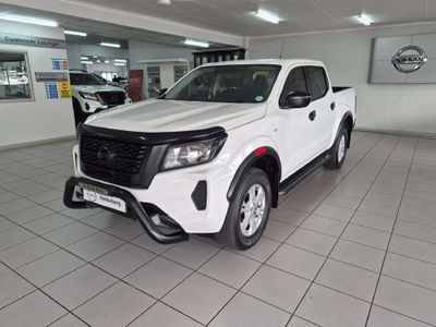 2021 Nissan Navara 2.5 DDTi SE Plus Double-Cab
