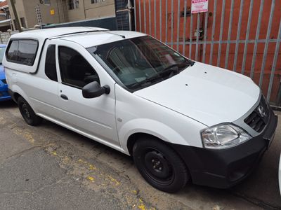 2023 Nissan NP200 1.6 A/C Safety Pack