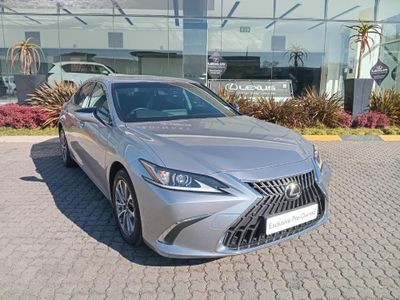 2022 Lexus ES 250 EX
