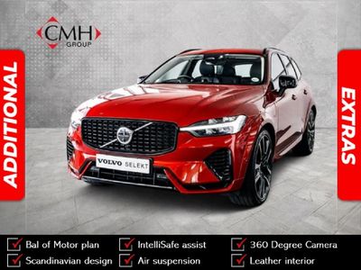2023 Volvo XC60 T8 Twin Engine Ultimate Dark AWD